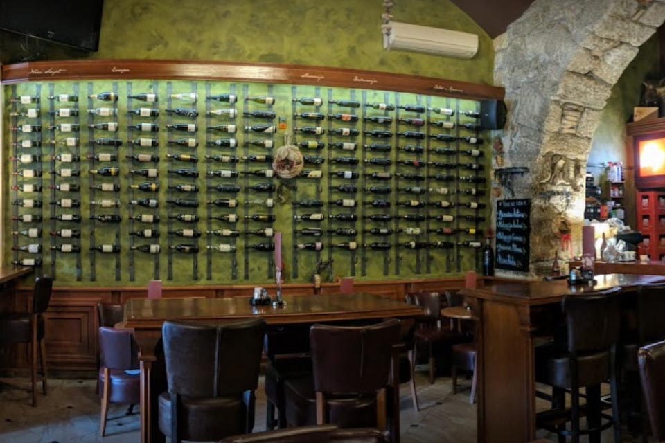 Wine&Coffee Bar - Kod Zajca