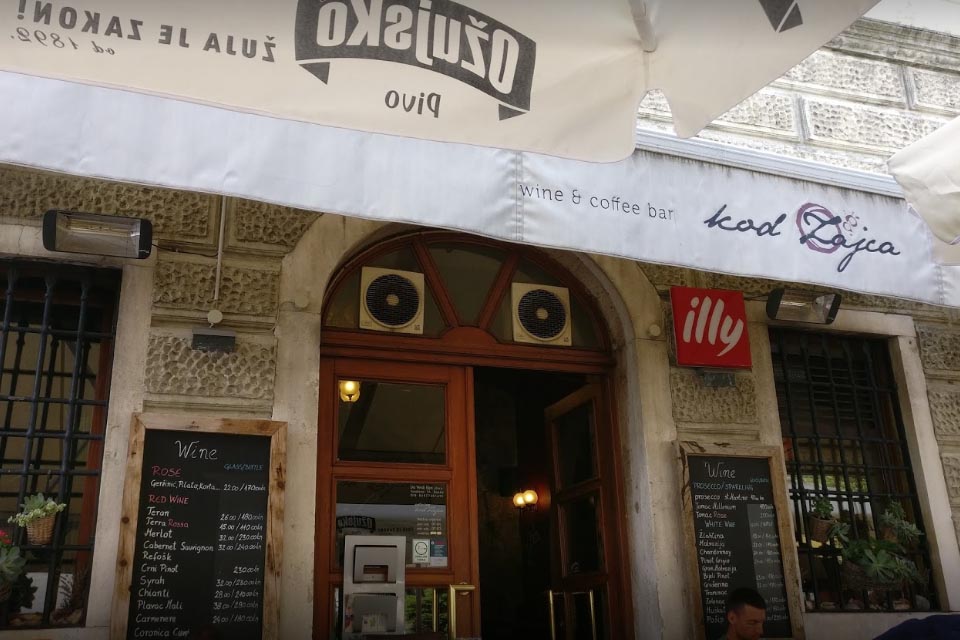 Wine&Coffee Bar - Kod Zajca